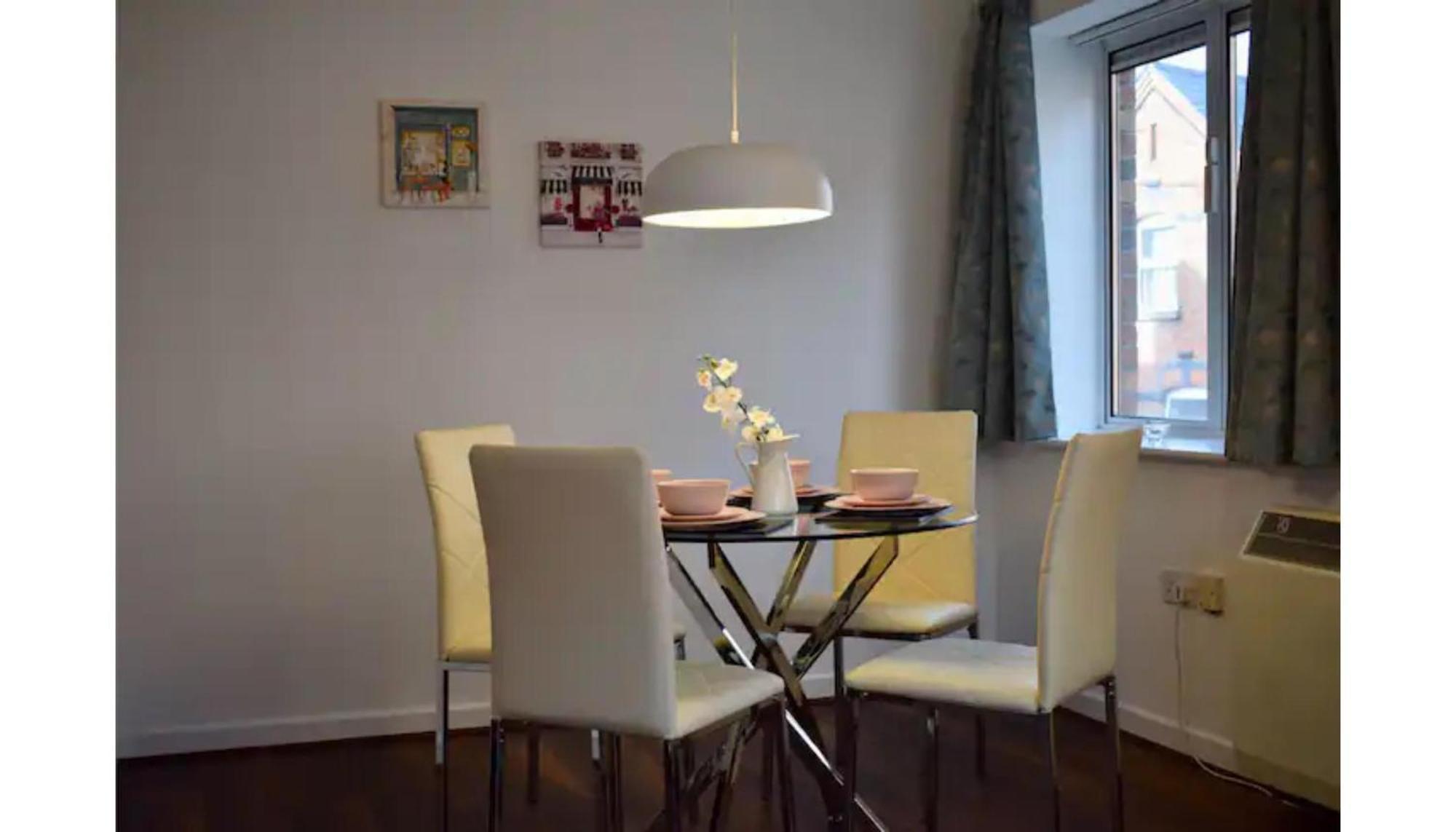 2 Bedroom Apartment Near Historical Christchurch 더블린 외부 사진