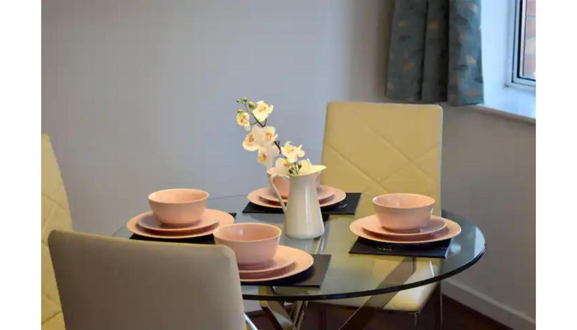 2 Bedroom Apartment Near Historical Christchurch 더블린 외부 사진